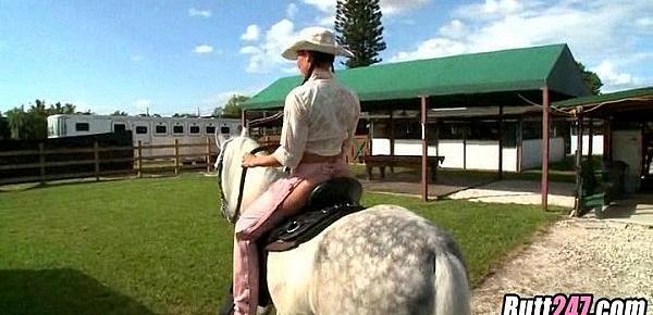  Rachel sits her horse ass on a horse
